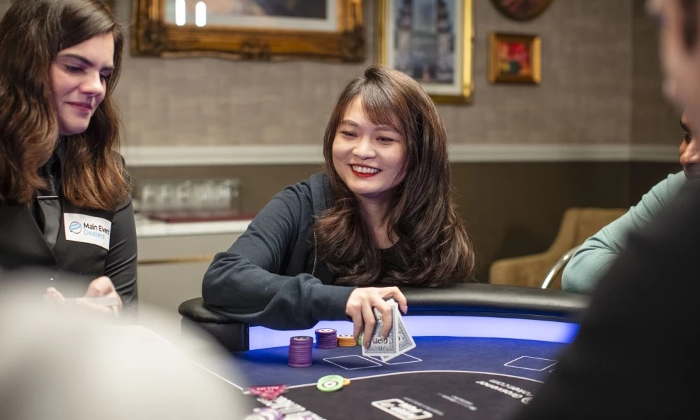 What leads to matching totals in baccarat rounds?